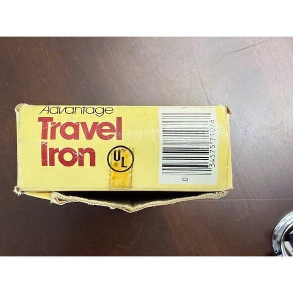 Advantage 2319E Electric Travel Iron Vintage Folding Handle 8' Cord, Box, Works! - Picture 3 of 16